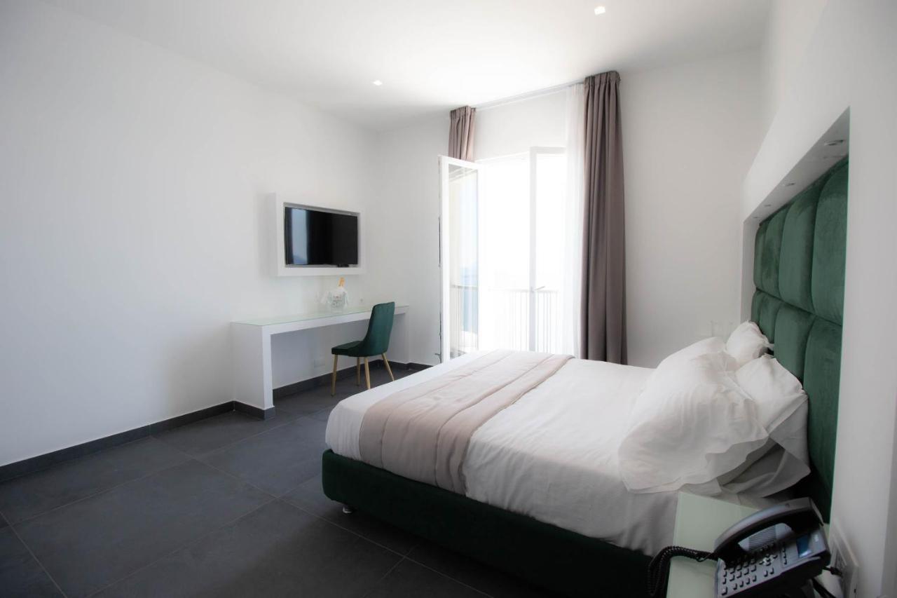 Grand Hotel Serapide Pozzuoli Ngoại thất bức ảnh